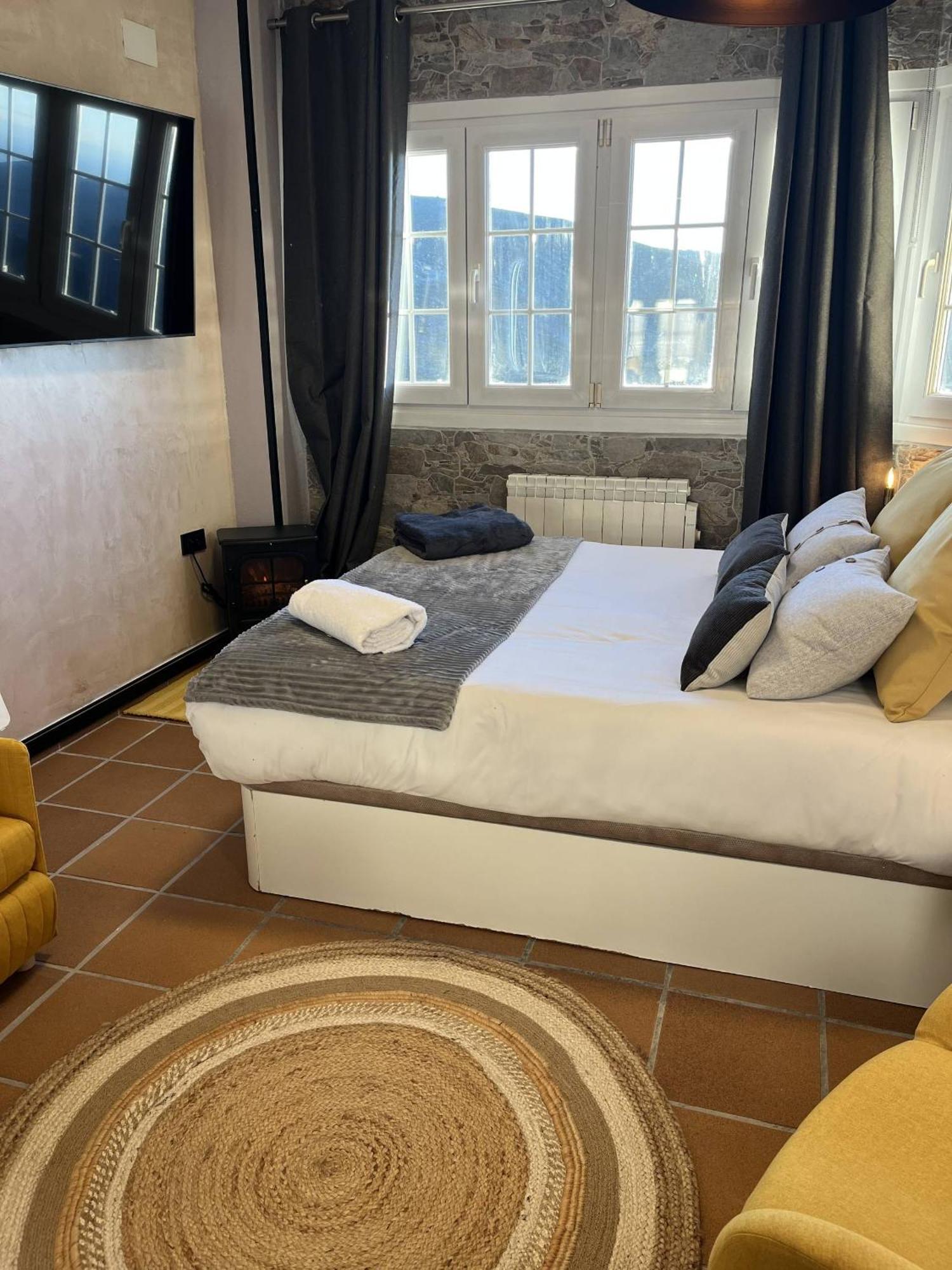 Apartamento Sierra Nevada By Isa Hoteles Monachil Bagian luar foto